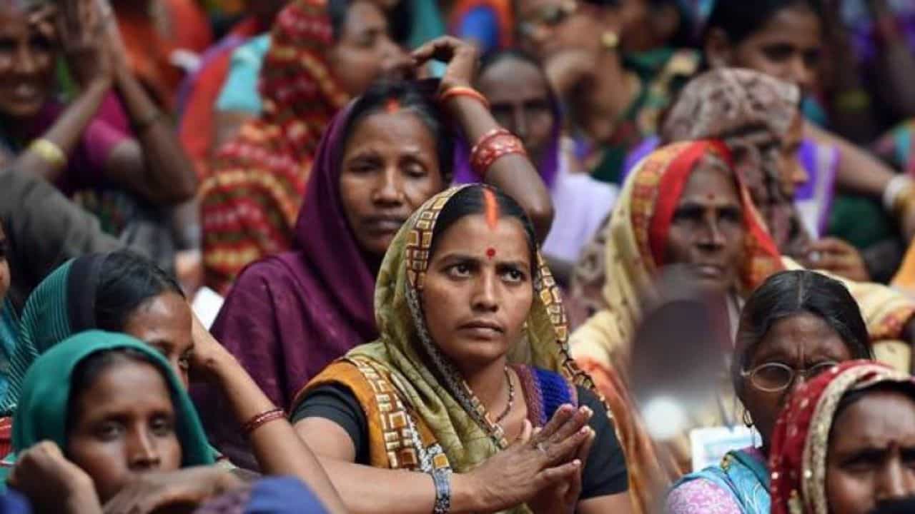 Union Budget 2025: 5 ಲಕ್ಷ ಎಸ್ ಸಿ / ಎಸ್ ಟಿ, ಮಹಿಳಾ ಉದ್ಯಮಿಗಳಿಗೆ 2 ಕೋಟಿ ರೂವರೆಗೆ ಸಾಲ ಸೌಲಭ್ಯ Union Budget 2025: 5 ಲಕ್ಷ ಎಸ್ ಸಿ / ಎಸ್ ಟಿ, ಮಹಿಳಾ ಉದ್ಯಮಿಗಳಿಗೆ 2 ಕೋಟಿ ರೂವರೆಗೆ ಸಾಲ ಸೌಲಭ್ಯ