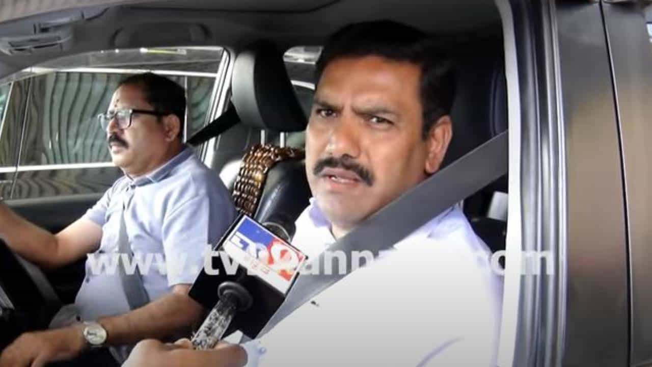 ವಿರೋಧಿ ಬಣ ದೆಹಲಿಗೆ ತೆರಲಿ ವರಿಷ್ಠರಿಗೆ ದೂರು ಸಲ್ಲಿಸಿದರೂ ಬಿಜೆಪಿ ರಾಜ್ಯಾಧ್ಯಕ್ಷ ವಿಜಯೇಂದ್ರ ಧೃತಿಗಟ್ಟಿಲ್ಲ ವಿರೋಧಿ ಬಣ ದೆಹಲಿಗೆ ತೆರಲಿ ವರಿಷ್ಠರಿಗೆ ದೂರು ಸಲ್ಲಿಸಿದರೂ ಬಿಜೆಪಿ ರಾಜ್ಯಾಧ್ಯಕ್ಷ ವಿಜಯೇಂದ್ರ ಧೃತಿಗಟ್ಟಿಲ್ಲ