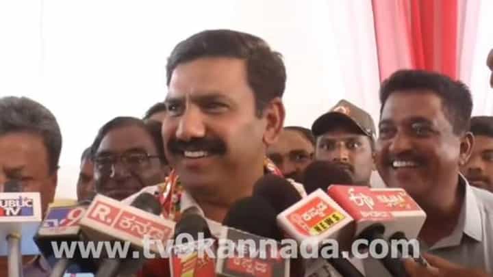 ರಾಜ್ಯ ಬಿಜೆಪಿಯಲ್ಲಿರುವ ಬಂಡಾಯವನ್ನು ಆದಷ್ಟು ಬೇಗ ಶಮನಗೊಳಿಸುವ ಸೂಚನೆ ವರಿಷ್ಠರು ನೀಡಿದ್ದಾರೆ: ಬಿವೈ ವಿಜಯೇಂದ್ರ ರಾಜ್ಯ ಬಿಜೆಪಿಯಲ್ಲಿರುವ ಬಂಡಾಯವನ್ನು ಆದಷ್ಟು ಬೇಗ ಶಮನಗೊಳಿಸುವ ಸೂಚನೆ ವರಿಷ್ಠರು ನೀಡಿದ್ದಾರೆ: ಬಿವೈ ವಿಜಯೇಂದ್ರ