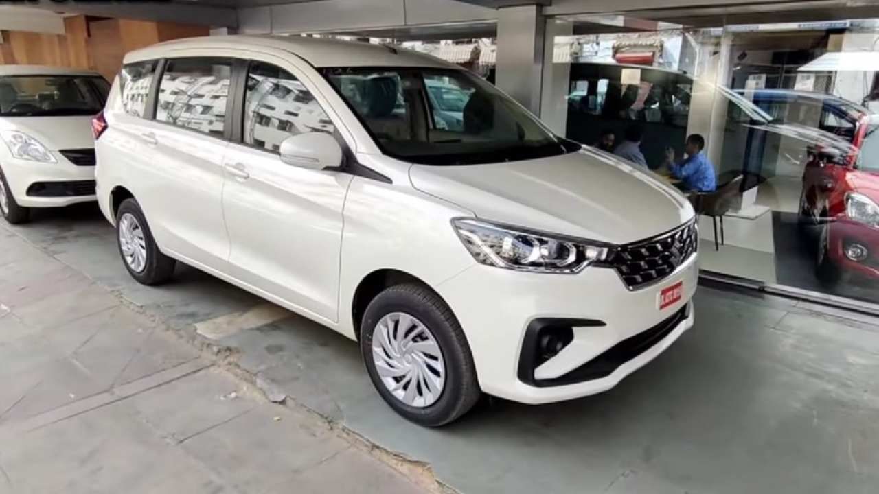 2025-26ರಲ್ಲಿ ಪ್ರಯಾಣಿಕ ವಾಹನಗಳ ಮಾರಾಟ ಶೇ. 7ರಷ್ಟು ಹೆಚ್ಚಳ; ದ್ವಿಚಕ್ರ ವಾಹನಗಳು ಶೇ. 6-9 ಹೆಚ್ಚು ಸೇಲ್: ಇಕ್ರ ಅಂದಾಜು 2025-26ರಲ್ಲಿ ಪ್ರಯಾಣಿಕ ವಾಹನಗಳ ಮಾರಾಟ ಶೇ. 7ರಷ್ಟು ಹೆಚ್ಚಳ; ದ್ವಿಚಕ್ರ ವಾಹನಗಳು ಶೇ. 6-9 ಹೆಚ್ಚು ಸೇಲ್: ಇಕ್ರ ಅಂದಾಜು