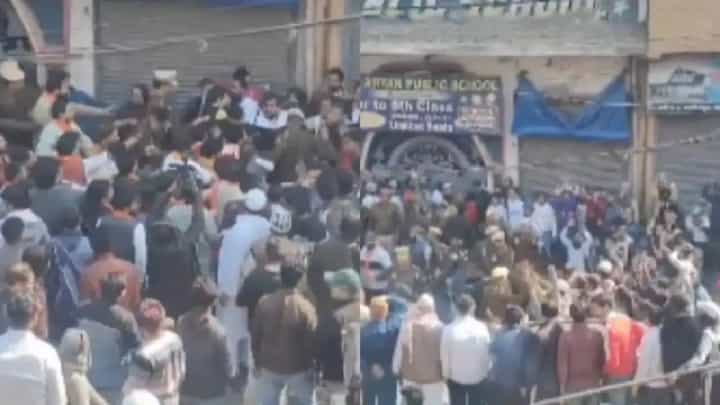 Video: ದೆಹಲಿಯಲ್ಲಿ ಮತದಾನದ ವೇಳೆ ಬಿಜೆಪಿ-ಎಎಪಿ ಕಾರ್ಯಕರ್ತರ ನಡುವೆ ಮಾರಾಮಾರಿ Video: ದೆಹಲಿಯಲ್ಲಿ ಮತದಾನದ ವೇಳೆ ಬಿಜೆಪಿ-ಎಎಪಿ ಕಾರ್ಯಕರ್ತರ ನಡುವೆ ಮಾರಾಮಾರಿ