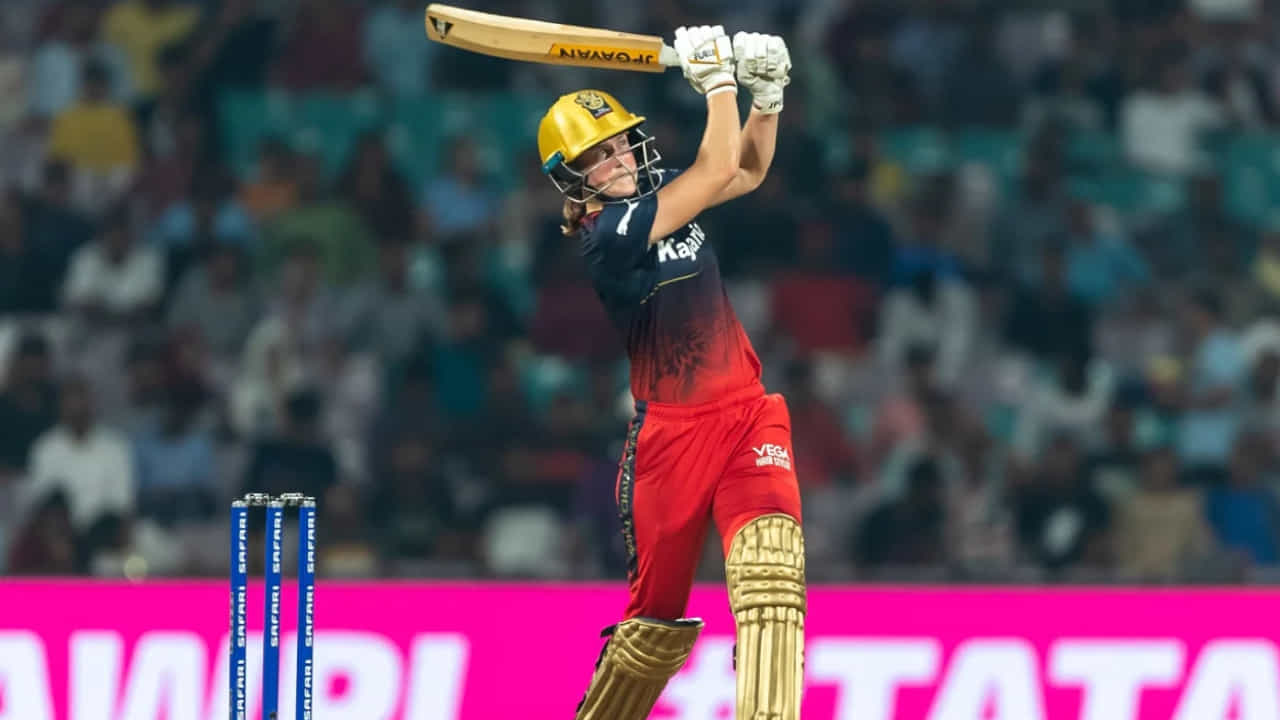 WPL 2025: 11 ಬೌಂಡರಿ, 81 ರನ್..! ಪೆರ್ರಿ ಆರ್ಭಟಕ್ಕೆ ಪತರುಗುಟ್ಟಿದ ಮುಂಬೈ ಇಂಡಿಯನ್ಸ್