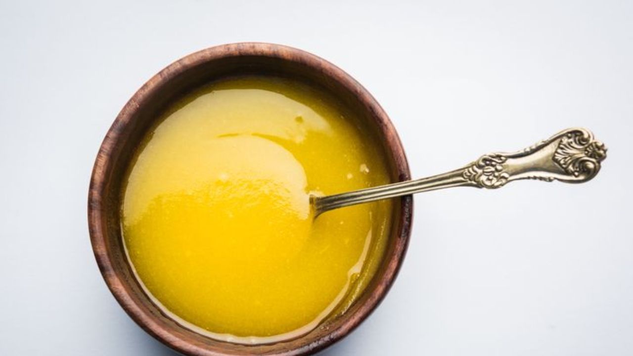 ಈ ಆರೋಗ್ಯ ಸಮಸ್ಯೆ ಇರುವವರು ಯಾವ ಕಾರಣಕ್ಕೂ ತುಪ್ಪ ಸೇವಿಸಲೇಬೇಡಿ ಈ ಆರೋಗ್ಯ ಸಮಸ್ಯೆ ಇರುವವರು ಯಾವ ಕಾರಣಕ್ಕೂ ತುಪ್ಪ ಸೇವಿಸಲೇಬೇಡಿ