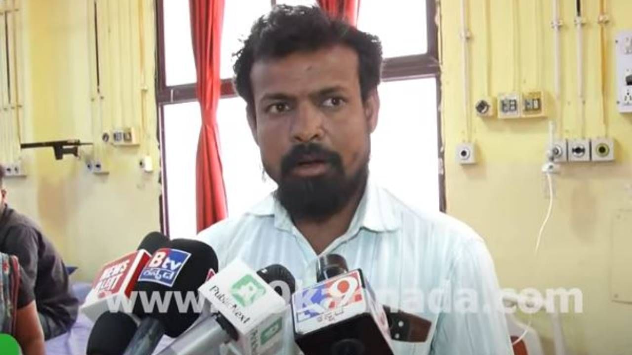 ಹುಬ್ಬಳ್ಳಿಯಿಂದ ಸವದತ್ತಿಗೆ ಹೊರಟಿದ್ದ ಬಸ್ಸು ಉರುಳಿಬಿದ್ದು 15 ಜನರಿಗೆ ಗಾಯ, ಬಸ್ಸಿನ ಆ್ಯಕ್ಸೆಲ್ ಮುರಿದು ದುರ್ಘಟನೆ