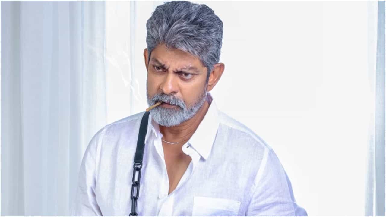 ಮಗನಿಗೆ ಸಿನಿಮಾ ಮಾಡಿ ಎಲ್ಲವನ್ನೂ ಮಾರಿಕೊಂಡಿದ್ದ ಜಗಪತಿ ಬಾಬುಗಾಗಿ ತಂದೆ