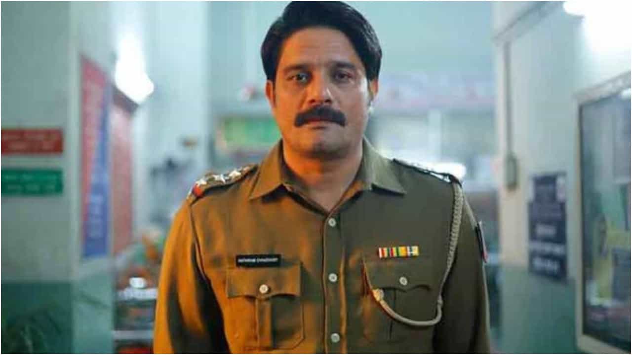‘ಪಾತಾಳ್ ಲೋಕ್’ ‘ ಸೀರಿಸ್ನಿಂದ ಬದಲಾಯ್ತು ಬದುಕು; 50 ಪಟ್ಟು ಹೆಚ್ಚು ಸಂಬಳ ಪಡೆದ ಜೈದೀಪ್ ‘ಪಾತಾಳ್ ಲೋಕ್’ ‘ ಸೀರಿಸ್ನಿಂದ ಬದಲಾಯ್ತು ಬದುಕು; 50 ಪಟ್ಟು ಹೆಚ್ಚು ಸಂಬಳ ಪಡೆದ ಜೈದೀಪ್