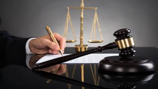 ಸಂಗಮದ ನೀರು ಸ್ನಾನ, ಕುಡಿಯಲು ಯೋಗ್ಯ; ಮಲ ಬ್ಯಾಕ್ಟೀರಿಯಾ ಇದೆಯೆಂಬ ಆರೋಪ ತಳ್ಳಿಹಾಕಿದ ಯೋಗಿ ಆದಿತ್ಯನಾಥ್