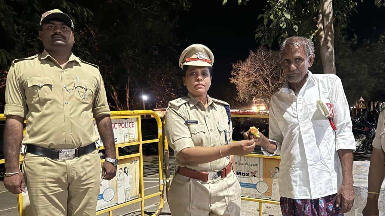 ಶಿಕ್ಷೆ ಮುಗಿದರೂ ಜೈಲಲ್ಲೇ ಇದ್ದ ಕೈದಿಯ ಬಿಡುಗಡೆಗೆ ನೆರವಾದ ಜೈಲಾಧಿಕಾರಿ! ಕಲಬುರಗಿಯಲ್ಲೊಂದು ಅಪರೂಪದ ವಿದ್ಯಮಾನ