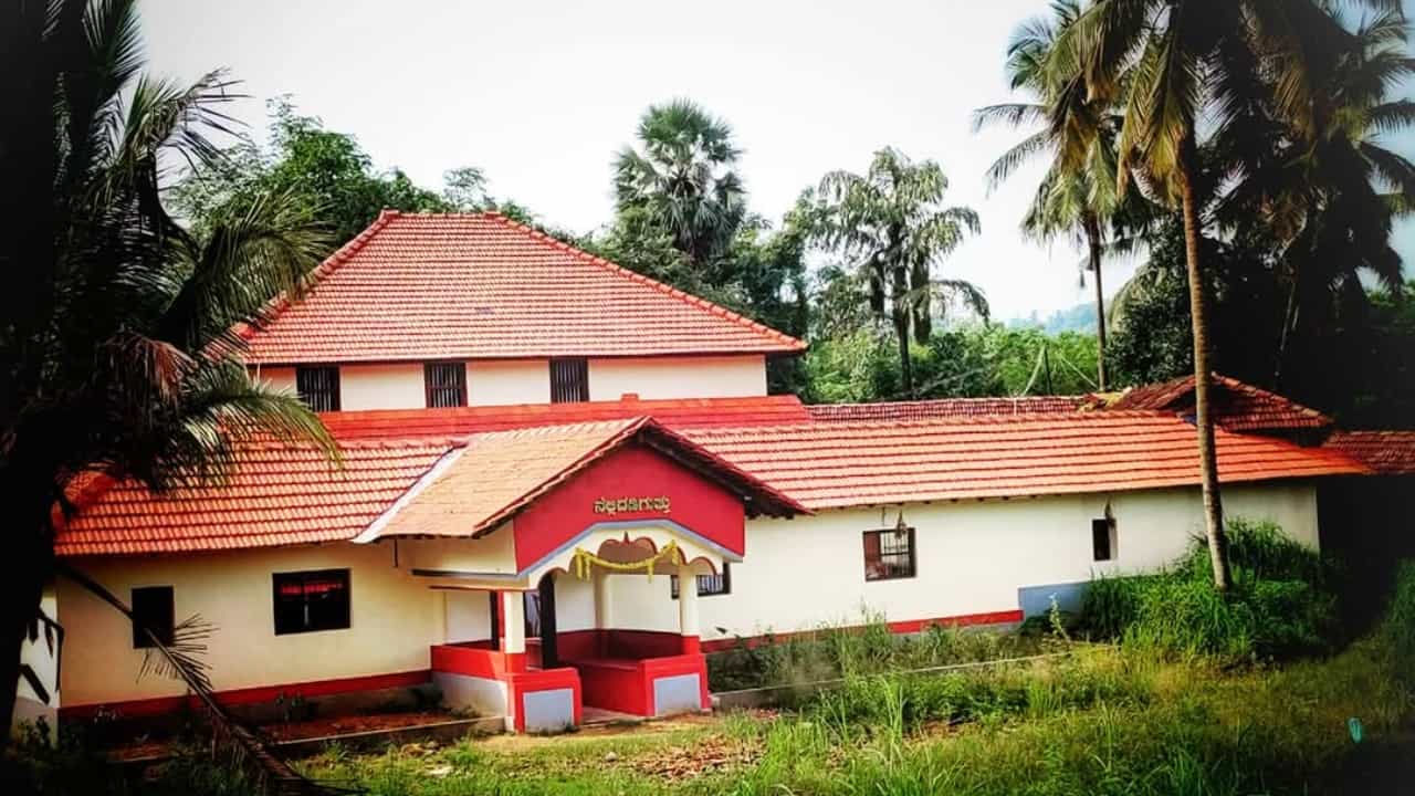 ಮಂಗಳೂರು: ಕಾಂತಾರ ಸಿನಿಮಾ ರೀತಿಯಲ್ಲೇ ಕಾಂತೇರಿ ಜುಮಾದಿ ದೈವಾರಾಧನೆಗೆ ಅಡ್ಡಿ ಆರೋಪ