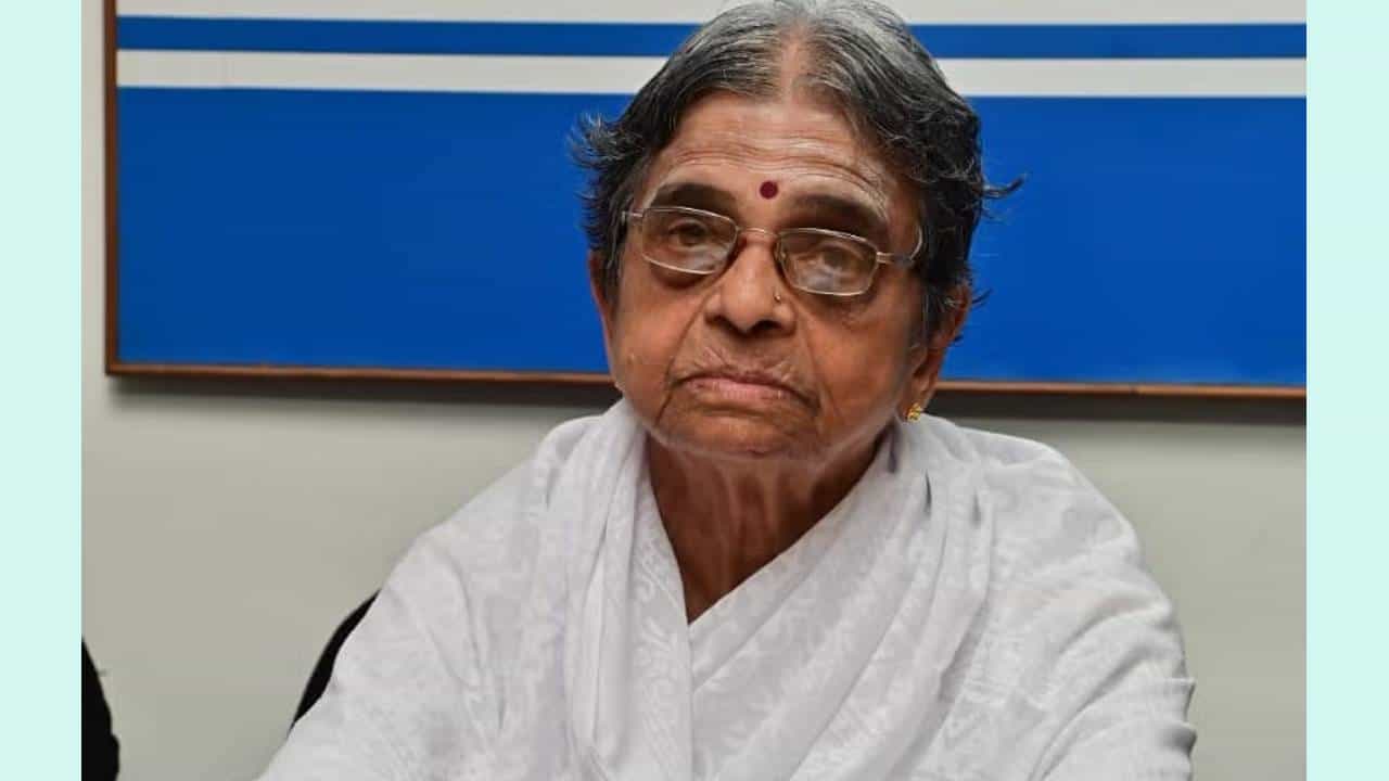 ಘನತೆಯಿಂದ ಸಾಯುವ ಹಕ್ಕು: ಮೊದಲು ದಯಾಮರಣ ಪಡೆಯಲು ಮುಂದಾದ ನಿವೃತ್ತ ಶಿಕ್ಷಕಿ