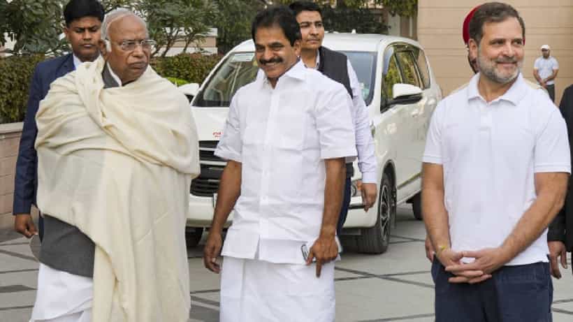 ಕಾಂಗ್ರೆಸ್ ಸುದೀರ್ಘ ಸಭೆ, ಮುಂಬರುವ ಚುನಾವಣೆಗಳಲ್ಲಿ ಸಂವಿಧಾನ ಉಳಿಸಿ ಎಂಬ ಹಳೇ ಮಂತ್ರ ವರ್ಕ್ ಆಗುತ್ತಾ?
