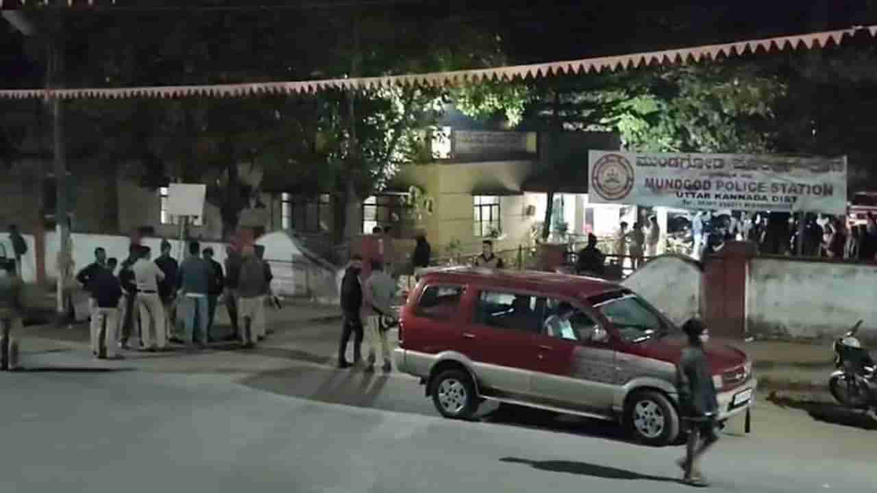 TV9 ಬಿಗ್ ಇಂಪ್ಯಾಕ್ಟ್: ಮುಂಡಗೋಡದಲ್ಲಿ ಮೀಟರ್ ಬಡ್ಡಿ ದಂಧೆಗೆ ಬ್ರೇಕ್, 19 ಜನರ ಸೆರೆ