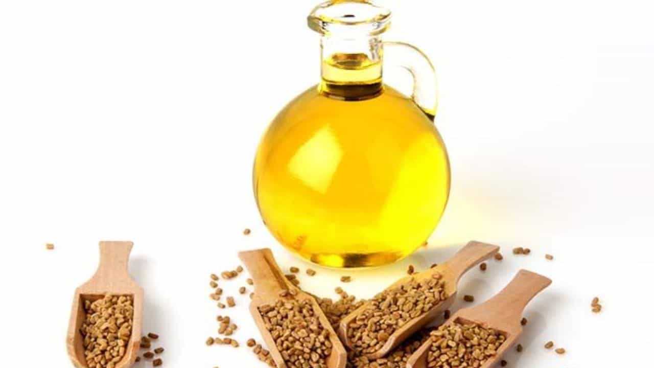 Hair Care Tips: ಕೂದಲಿನ ಸಮಸ್ಯೆಗೆ ಈ ಎಣ್ಣೆಯಲ್ಲಿದೆ ಪರಿಹಾರ, ಮನೆಯಲ್ಲೇ ಹೀಗೆ ಎಣ್ಣೆ ತಯಾರಿಸಿ Hair Care Tips: ಕೂದಲಿನ ಸಮಸ್ಯೆಗೆ ಈ ಎಣ್ಣೆಯಲ್ಲಿದೆ ಪರಿಹಾರ, ಮನೆಯಲ್ಲೇ ಹೀಗೆ ಎಣ್ಣೆ ತಯಾರಿಸಿ