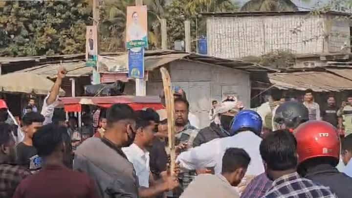 Video: ಅಸ್ಸಾಂನಲ್ಲಿ ಕಾಂಗ್ರೆಸ್ ಸಂಸದನ ಮೇಲೆ ಗುಂಪಿನಿಂದ ಹಲ್ಲೆ Video: ಅಸ್ಸಾಂನಲ್ಲಿ ಕಾಂಗ್ರೆಸ್ ಸಂಸದನ ಮೇಲೆ ಗುಂಪಿನಿಂದ ಹಲ್ಲೆ