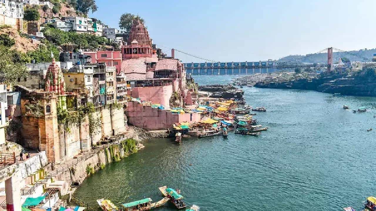 Narmada River: ನರ್ಮದಾ ನದಿ ಹಿಮ್ಮುಖ ದಿಕ್ಕಿನಲ್ಲಿ ಹರಿಯಲು ಕಾರಣವೇನು? ಪುರಾಣ ಕಥೆ ಇಲ್ಲಿದೆ Narmada River: ನರ್ಮದಾ ನದಿ ಹಿಮ್ಮುಖ ದಿಕ್ಕಿನಲ್ಲಿ ಹರಿಯಲು ಕಾರಣವೇನು? ಪುರಾಣ ಕಥೆ ಇಲ್ಲಿದೆ