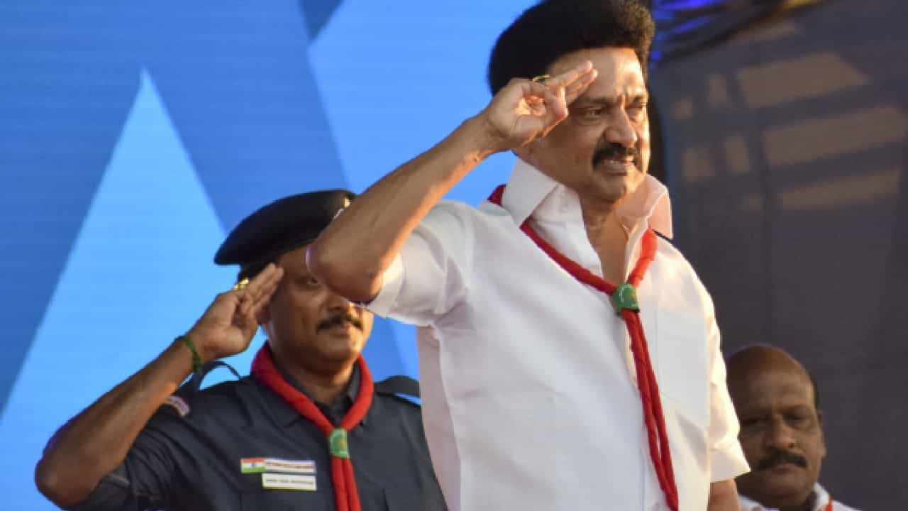 ಕೇಂದ್ರ ಸರ್ಕಾರ 10,000 ಕೋಟಿ ರೂ. ನೀಡಿದರೂ ಶಿಕ್ಷಣ ನೀತಿಯನ್ನು ಸ್ವೀಕರಿಸುವುದಿಲ್ಲ; ಸಿಎಂ ಎಂ.ಕೆ. ಸ್ಟಾಲಿನ್ ಕೇಂದ್ರ ಸರ್ಕಾರ 10,000 ಕೋಟಿ ರೂ. ನೀಡಿದರೂ ಶಿಕ್ಷಣ ನೀತಿಯನ್ನು ಸ್ವೀಕರಿಸುವುದಿಲ್ಲ; ಸಿಎಂ ಎಂ.ಕೆ. ಸ್ಟಾಲಿನ್