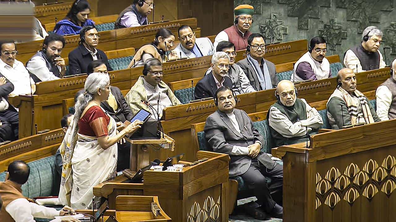 Union Budget 2025: ವಿಮಾ ವಲಯದಲ್ಲಿ ಶೇ.100ರಷ್ಟು ವಿದೇಶಿ ನೇರ ಹೂಡಿಕೆಗೆ ಅವಕಾಶ