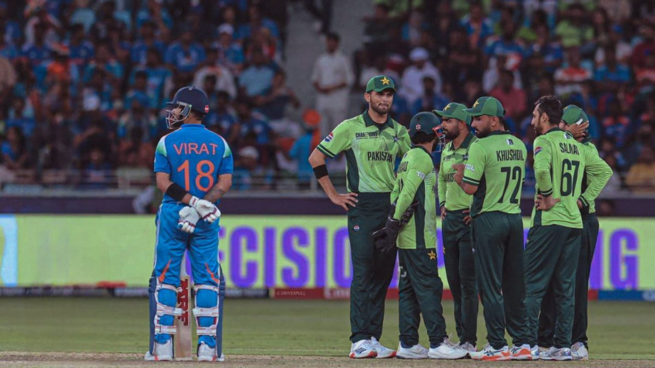 Champions Trophy 2025: ಬಾಂಗ್ಲಾ ವಿರುದ್ಧವೂ ಸೋತರೆ ಪಾಕ್ ತಂಡಕ್ಕಾಗುವ ನಷ್ಟ ಎಷ್ಟು ಕೋಟಿ ಗೊತ್ತಾ? Champions Trophy 2025: ಬಾಂಗ್ಲಾ ವಿರುದ್ಧವೂ ಸೋತರೆ ಪಾಕ್ ತಂಡಕ್ಕಾಗುವ ನಷ್ಟ ಎಷ್ಟು ಕೋಟಿ ಗೊತ್ತಾ?