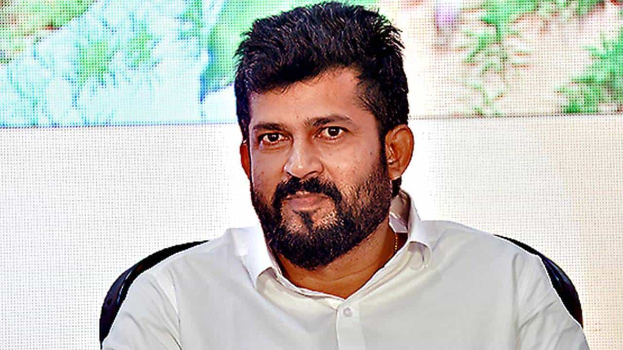 ಮುಸ್ಲಿಮರ ಬಗ್ಗೆ ಅವಹೇಳನಕಾರಿ ಹೇಳಿಕೆ ಆರೋಪ: ಪ್ರತಾಪ್ ಸಿಂಹ ವಿರುದ್ಧ ಎಫ್ಐಆರ್ ದಾಖಲು ಮುಸ್ಲಿಮರ ಬಗ್ಗೆ ಅವಹೇಳನಕಾರಿ ಹೇಳಿಕೆ ಆರೋಪ: ಪ್ರತಾಪ್ ಸಿಂಹ ವಿರುದ್ಧ ಎಫ್ಐಆರ್ ದಾಖಲು