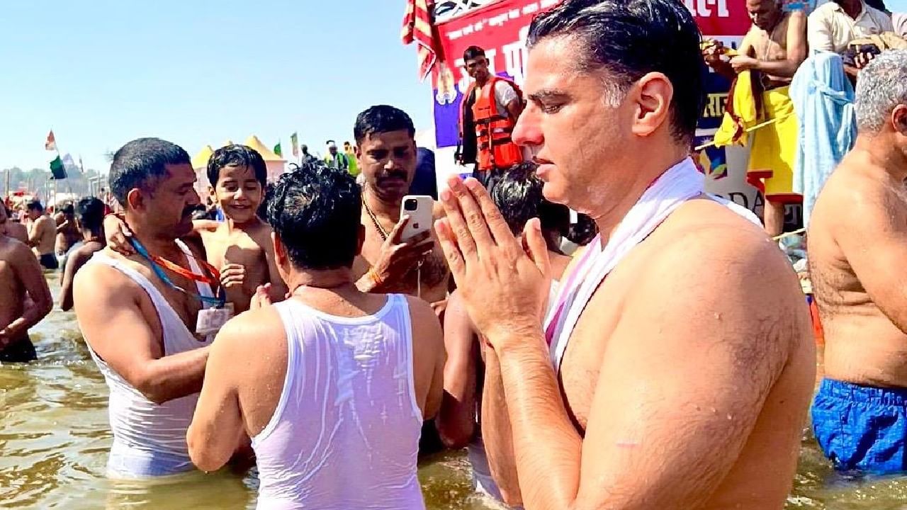 ಮಹಾಕುಂಭದಲ್ಲಿ ಕಾಂಗ್ರೆಸ್ ನಾಯಕ ಸಚಿನ್ ಪೈಲಟ್ ಪುಣ್ಯ ಸ್ನಾನ