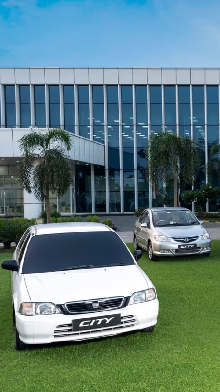 Sedans (7)