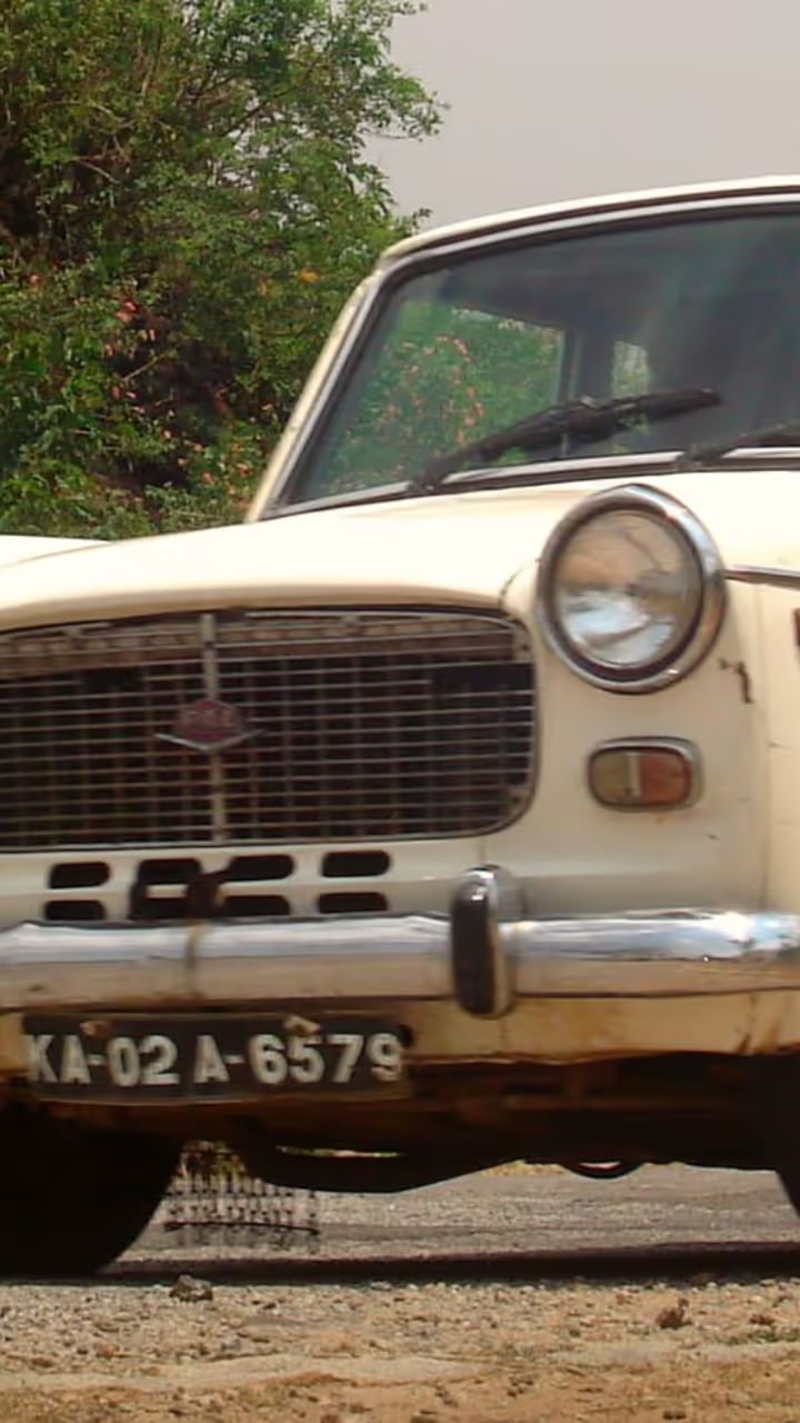 Sedans (8)