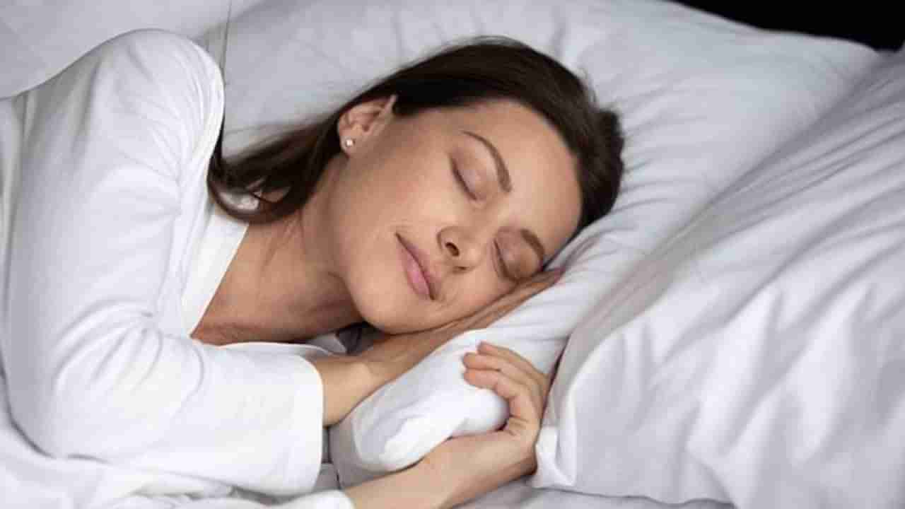 ದಿನವಿಡೀ ನಿದ್ರೆ ಮಾಡುತ್ತಿದ್ದೀರಾ ಈ ಸಮಸ್ಯೆಗೆ ಇಲ್ಲಿದೆ ಕಾರಣ