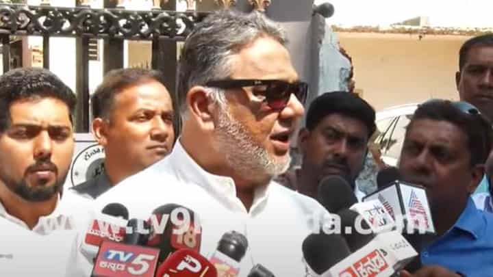 ಪ್ರವಾದಿ ಮೊಹಮ್ಮದ್ ಬಗ್ಗೆ ಅವಹೇಳನಕಾರಿ ಪೋಸ್ಟ್ ಹಾಕಿದ್ದಕ್ಕೆ ಮೈಸೂರಲ್ಲಿ ಗಲಾಟೆ ನಡೆದಿದೆ: ತನ್ವೀರ್ ಸೇಠ್ ಪ್ರವಾದಿ ಮೊಹಮ್ಮದ್ ಬಗ್ಗೆ ಅವಹೇಳನಕಾರಿ ಪೋಸ್ಟ್ ಹಾಕಿದ್ದಕ್ಕೆ ಮೈಸೂರಲ್ಲಿ ಗಲಾಟೆ ನಡೆದಿದೆ: ತನ್ವೀರ್ ಸೇಠ್