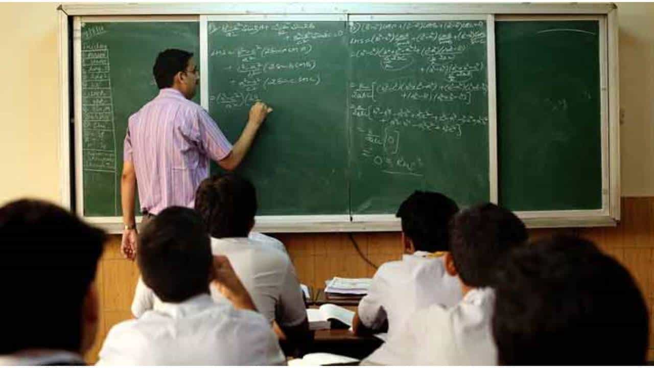 Teachers Recruitment: 60 ಸಾವಿರ ಶಿಕ್ಷಕರ ಹುದ್ದೆಗಳಿಗೆ ನೇಮಕಾತಿ!