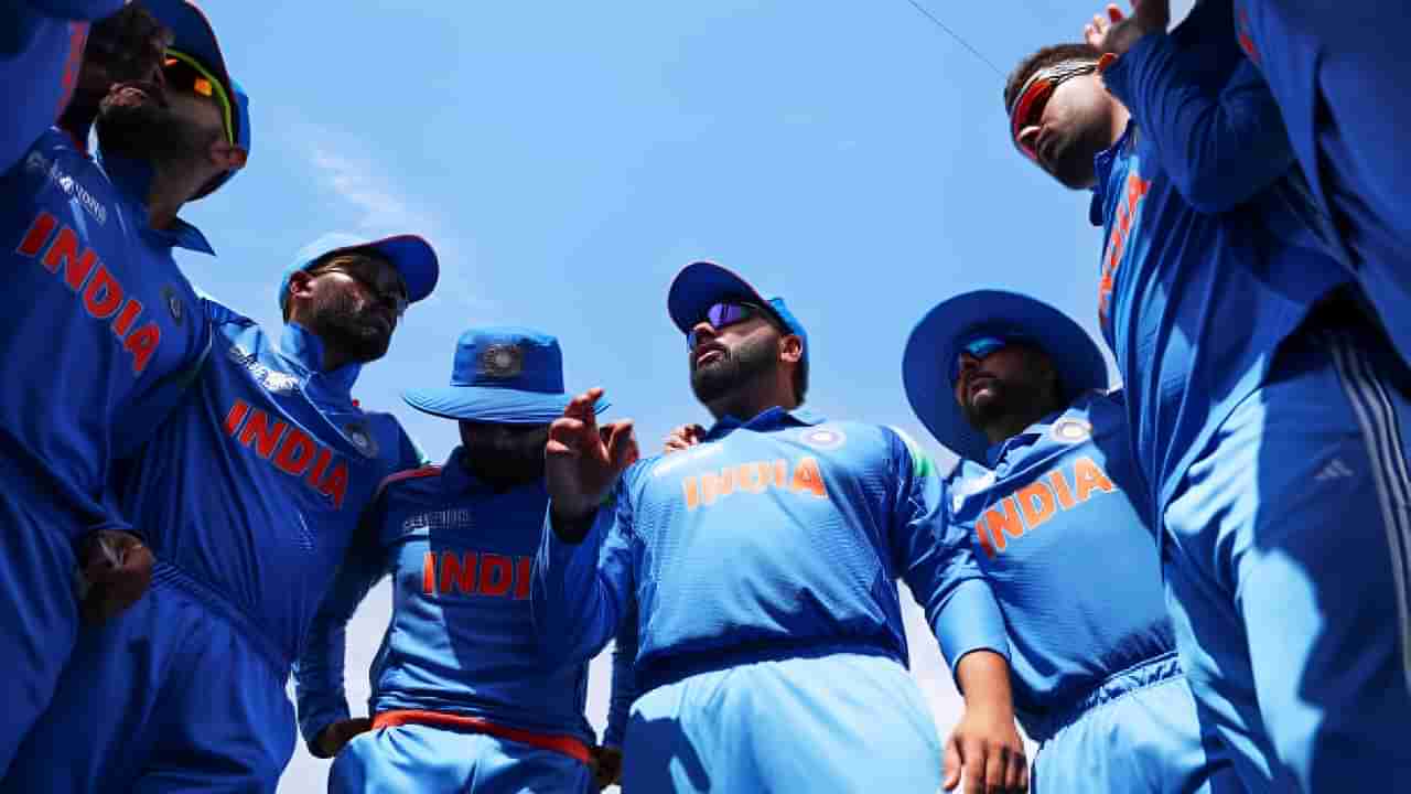 IND vs PAK: ಟೀಮ್ ಇಂಡಿಯಾ ಪ್ಲೇಯಿಂಗ್ ಇಲೆವೆನ್​ನಲ್ಲಿ ಒಂದು ಬದಲಾವಣೆ ಸಾಧ್ಯತೆ