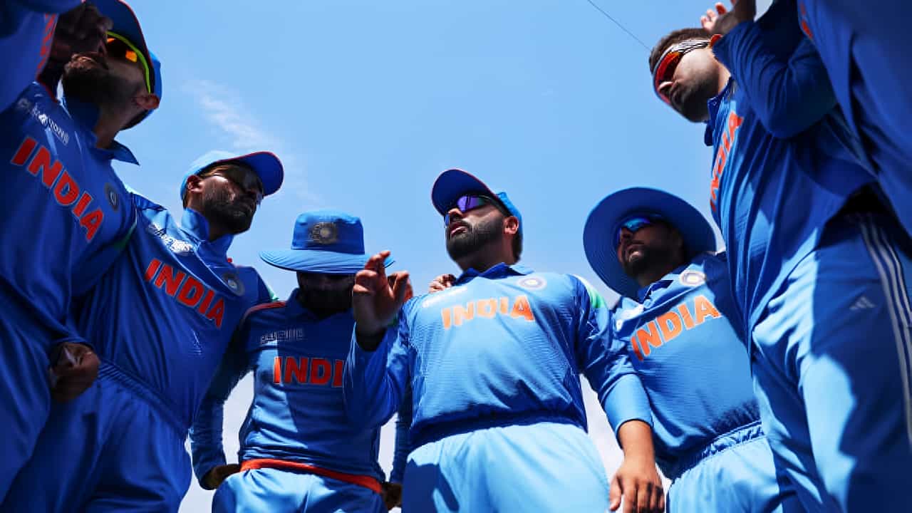 IND vs PAK: ಟೀಮ್ ಇಂಡಿಯಾ ಪ್ಲೇಯಿಂಗ್ ಇಲೆವೆನ್​ನಲ್ಲಿ ಒಂದು ಬದಲಾವಣೆ ಸಾಧ್ಯತೆ
