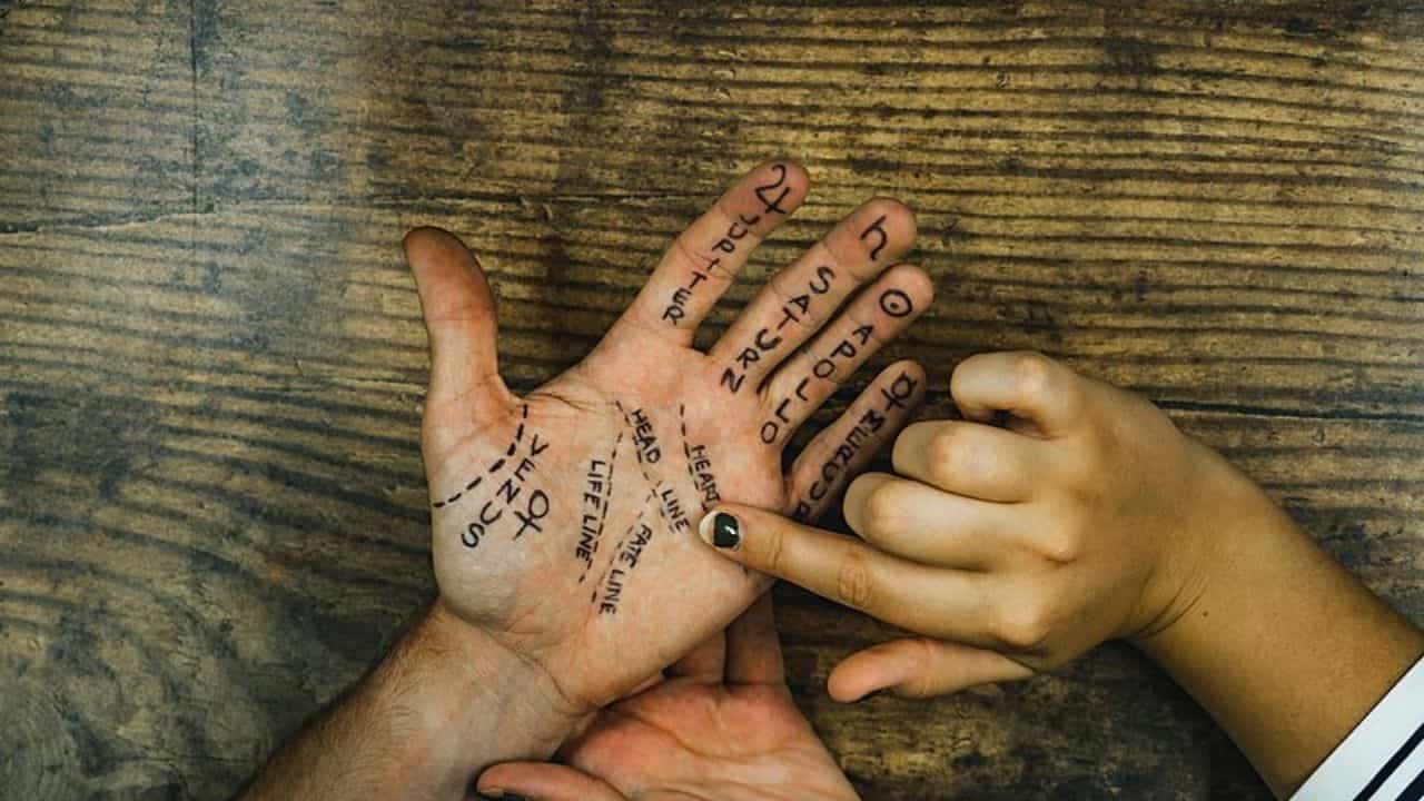Palmistry: ನಿಮ್ಮ ಕೈಯಲ್ಲಿ ಈ ಗುರುತಿದ್ದರೆ ನೀವು ಶ್ರೀಮಂತರಾಗುವುದನ್ನು ಯಾರಿಂದಲೂ ತಡೆಯಲು ಸಾಧ್ಯವಿಲ್ಲ