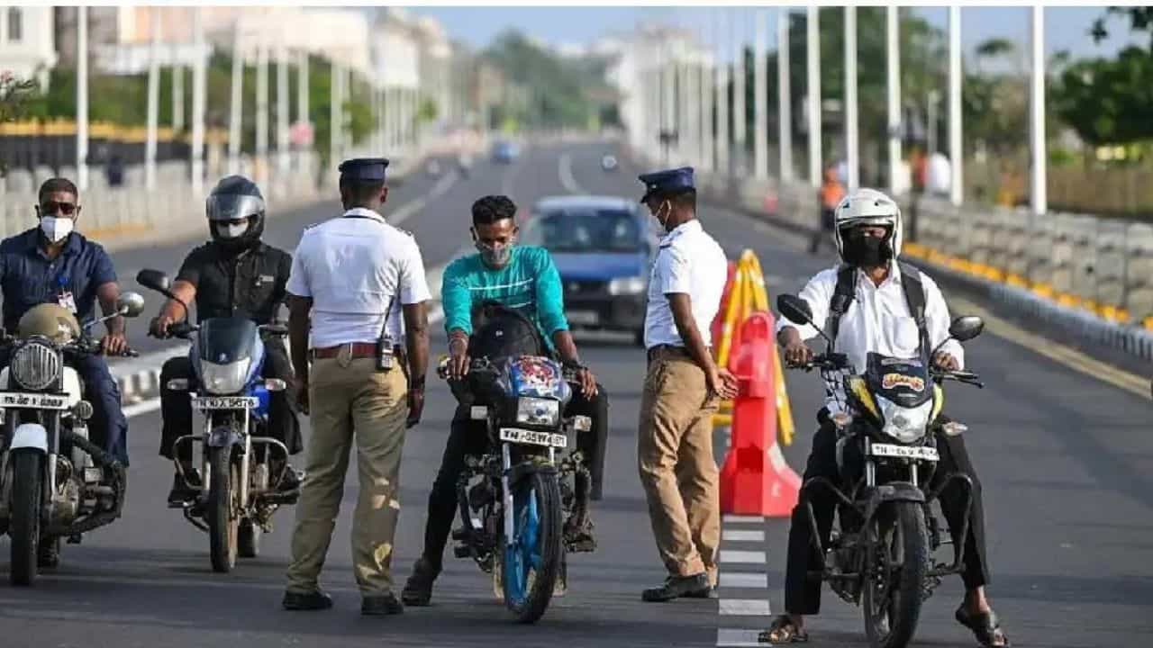 ಇದೆಂಥಾ ರಿವೇಂಜ್‌ ಸ್ವಾಮಿ; ಡಿವೋರ್ಸ್‌ ಬೇಕೆಂದ ಹೆಂಡ್ತಿ ಮೇಲೆ ಸೇಡು ತೀರಿಸಲು ಟ್ರಾಫಿಕ್‌ ರೂಲ್ಸ್‌ ಬ್ರೇಕ್‌ ಮಾಡಿದ ಪತಿರಾಯ