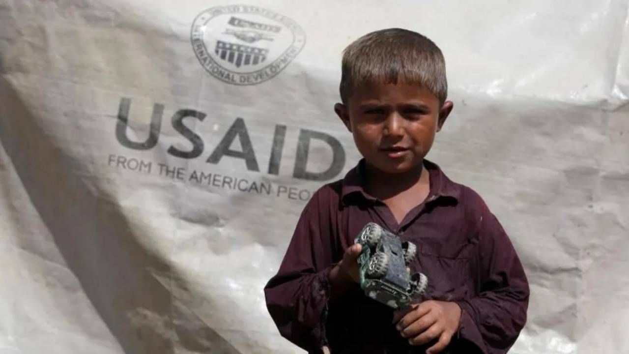 USAID: ಅಮೆರಿಕದ ಯುಎಸ್ ಏಡ್ ಇತಿಹಾಸ ಏನು, ಉದ್ದೇಶ ಯಾವುದು? ಟ್ರಂಪ್ ಬಳಗಕ್ಕೆ ಯಾಕೆ ಕೋಪ? USAID: ಅಮೆರಿಕದ ಯುಎಸ್ ಏಡ್ ಇತಿಹಾಸ ಏನು, ಉದ್ದೇಶ ಯಾವುದು? ಟ್ರಂಪ್ ಬಳಗಕ್ಕೆ ಯಾಕೆ ಕೋಪ?