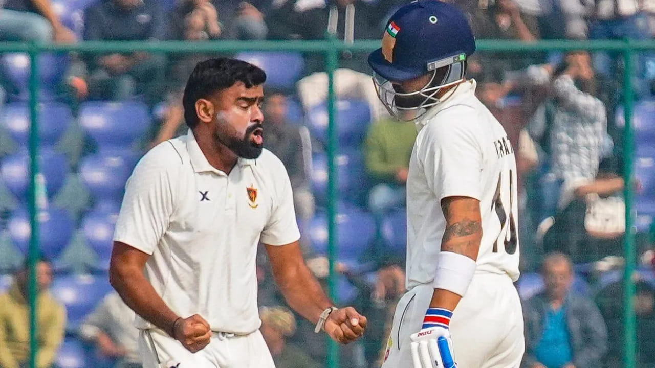 ಬಸ್ ಡ್ರೈವರ್ ನೀಡಿದ ಸಲಹೆಯಂತೆ ಬೌಲ್ ಮಾಡಿ ಕೊಹ್ಲಿ ವಿಕೆಟ್ ಪಡೆದ ಹಿಮಾಂಶು ಬಸ್ ಡ್ರೈವರ್ ನೀಡಿದ ಸಲಹೆಯಂತೆ ಬೌಲ್ ಮಾಡಿ ಕೊಹ್ಲಿ ವಿಕೆಟ್ ಪಡೆದ ಹಿಮಾಂಶು