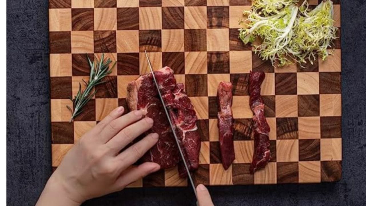 ತರಕಾರಿ ಕತ್ತರಿಸಲು ಮರದ ಹಲಗೆ ಬಳಸುತ್ತಿದ್ದೀರಾ? ಇದು ಆರೋಗ್ಯಕ್ಕೆ ಎಷ್ಟು ಅಪಾಯಕಾರಿ ಗೊತ್ತಾ? ತರಕಾರಿ ಕತ್ತರಿಸಲು ಮರದ ಹಲಗೆ ಬಳಸುತ್ತಿದ್ದೀರಾ? ಇದು ಆರೋಗ್ಯಕ್ಕೆ ಎಷ್ಟು ಅಪಾಯಕಾರಿ ಗೊತ್ತಾ?