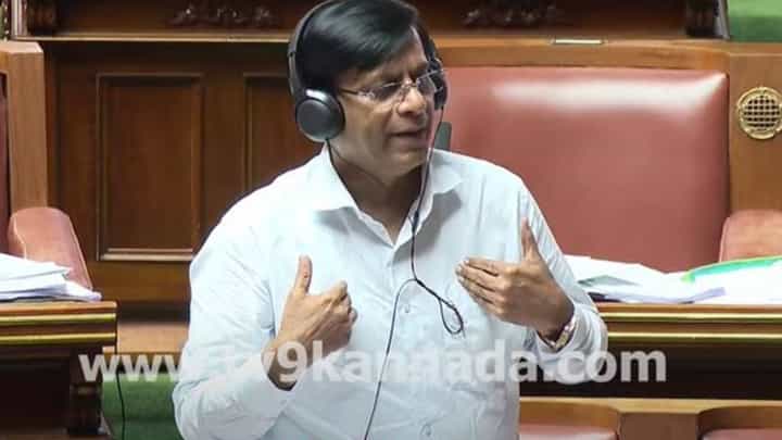Karnataka Budget Session: ರಾಯರೆಡ್ಡಿ ಮತ್ತು ಯತ್ನಾಳ್ ಮಾತಿನ ಜಗಳದ ನಡುವೆ ಜೋಕ್ ಕಟ್ ಮಾಡಿ ಎಲ್ಲರನ್ನೂ ನಗಿಸಿದ ಸುರೇಶ್ ಕುಮಾರ್ Karnataka Budget Session: ರಾಯರೆಡ್ಡಿ ಮತ್ತು ಯತ್ನಾಳ್ ಮಾತಿನ ಜಗಳದ ನಡುವೆ ಜೋಕ್ ಕಟ್ ಮಾಡಿ ಎಲ್ಲರನ್ನೂ ನಗಿಸಿದ ಸುರೇಶ್ ಕುಮಾರ್