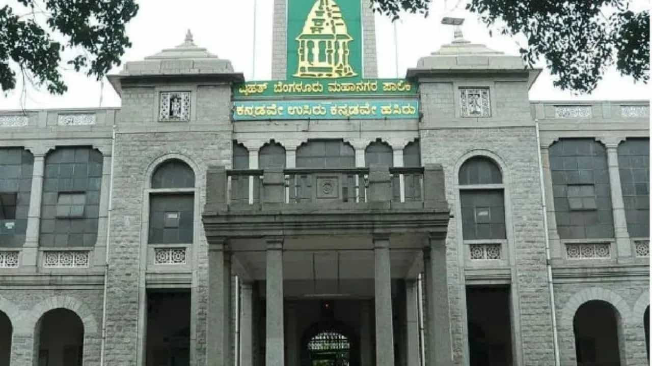 ತೆರಿಗೆ ವಂಚನೆ ಪತ್ತೆಗೆ, ಮನೆ ಮನೆಗೆ ಖಾತಾ ತಲುಪಿಸಲು ಬರಲಿದೆ ಎಐ! ಬಿಬಿಎಂಪಿ ಮಹತ್ವದ ಕ್ರಮ ತೆರಿಗೆ ವಂಚನೆ ಪತ್ತೆಗೆ, ಮನೆ ಮನೆಗೆ ಖಾತಾ ತಲುಪಿಸಲು ಬರಲಿದೆ ಎಐ! ಬಿಬಿಎಂಪಿ ಮಹತ್ವದ ಕ್ರಮ