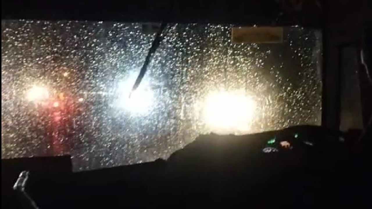 ಕೆಟ್ಟು ಹೋದ ಸಾರಿಗೆ ಬಸ್​ ವೈಪರ್: ಮಳೆಯಲ್ಲಿ ಬಸ್​ ಚಲಾಯಿಸಲು ಪರದಾಡಿದ ಚಾಲಕ