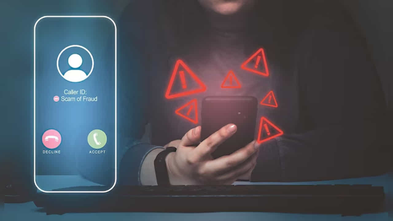 Spam Calls: ಇನ್ಮುಂದೆ ಟ್ರೂ ಕಾಲರ್ ಅಗತ್ಯವಿಲ್ಲ: ಫೋನ್ ಡಿಸ್ಪ್ಲೇ ಮೇಲೆ ಕರೆ ಮಾಡಿದವರ ಹೆಸರು ಕಾಣಿಸುತ್ತೆ Spam Calls: ಇನ್ಮುಂದೆ ಟ್ರೂ ಕಾಲರ್ ಅಗತ್ಯವಿಲ್ಲ: ಫೋನ್ ಡಿಸ್ಪ್ಲೇ ಮೇಲೆ ಕರೆ ಮಾಡಿದವರ ಹೆಸರು ಕಾಣಿಸುತ್ತೆ