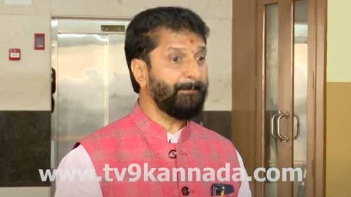 ಮೇಕೆದಾಟು ಯೋಜನೆಗೆ ಕರ್ನಾಟಕವು ತಮಿಳುನಾಡನ್ನು ಒಪ್ಪಿಸಿದರೆ ಕೇಂದ್ರ ಕಣ್ಣುಮುಚ್ಚಿ ಅನುಮತಿ ನೀಡುತ್ತದೆ: ರವಿ ಮೇಕೆದಾಟು ಯೋಜನೆಗೆ ಕರ್ನಾಟಕವು ತಮಿಳುನಾಡನ್ನು ಒಪ್ಪಿಸಿದರೆ ಕೇಂದ್ರ ಕಣ್ಣುಮುಚ್ಚಿ ಅನುಮತಿ ನೀಡುತ್ತದೆ: ರವಿ