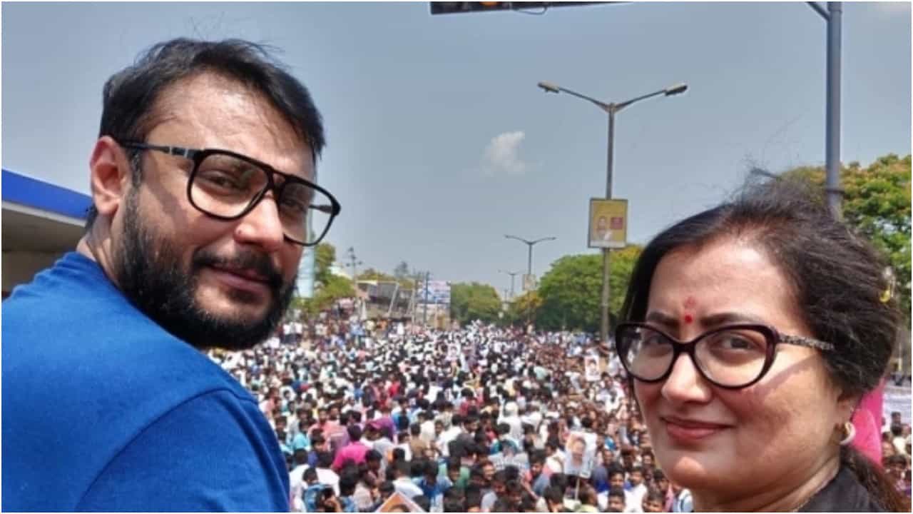 ಸುಮಲತಾ-ದರ್ಶನ್ ಮಧ್ಯೆ ಬಿರುಕು? ಈ ಬೆಳವಣಿಗೆ ನೋಡಿದ್ರೆ ನೀವೂ ಒಪ್ತೀರಿ ಸುಮಲತಾ-ದರ್ಶನ್ ಮಧ್ಯೆ ಬಿರುಕು? ಈ ಬೆಳವಣಿಗೆ ನೋಡಿದ್ರೆ ನೀವೂ ಒಪ್ತೀರಿ