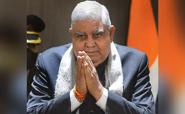Jagdeep Dhankhar: ಉಪರಾಷ್ಟ್ರಪತಿ ಜಗದೀಪ್ ದಂಖರ್ಗೆ ಎದೆನೋವು, ಆಸ್ಪತ್ರೆಗೆ ದಾಖಲು Jagdeep Dhankhar: ಉಪರಾಷ್ಟ್ರಪತಿ ಜಗದೀಪ್ ದಂಖರ್ಗೆ ಎದೆನೋವು, ಆಸ್ಪತ್ರೆಗೆ ದಾಖಲು