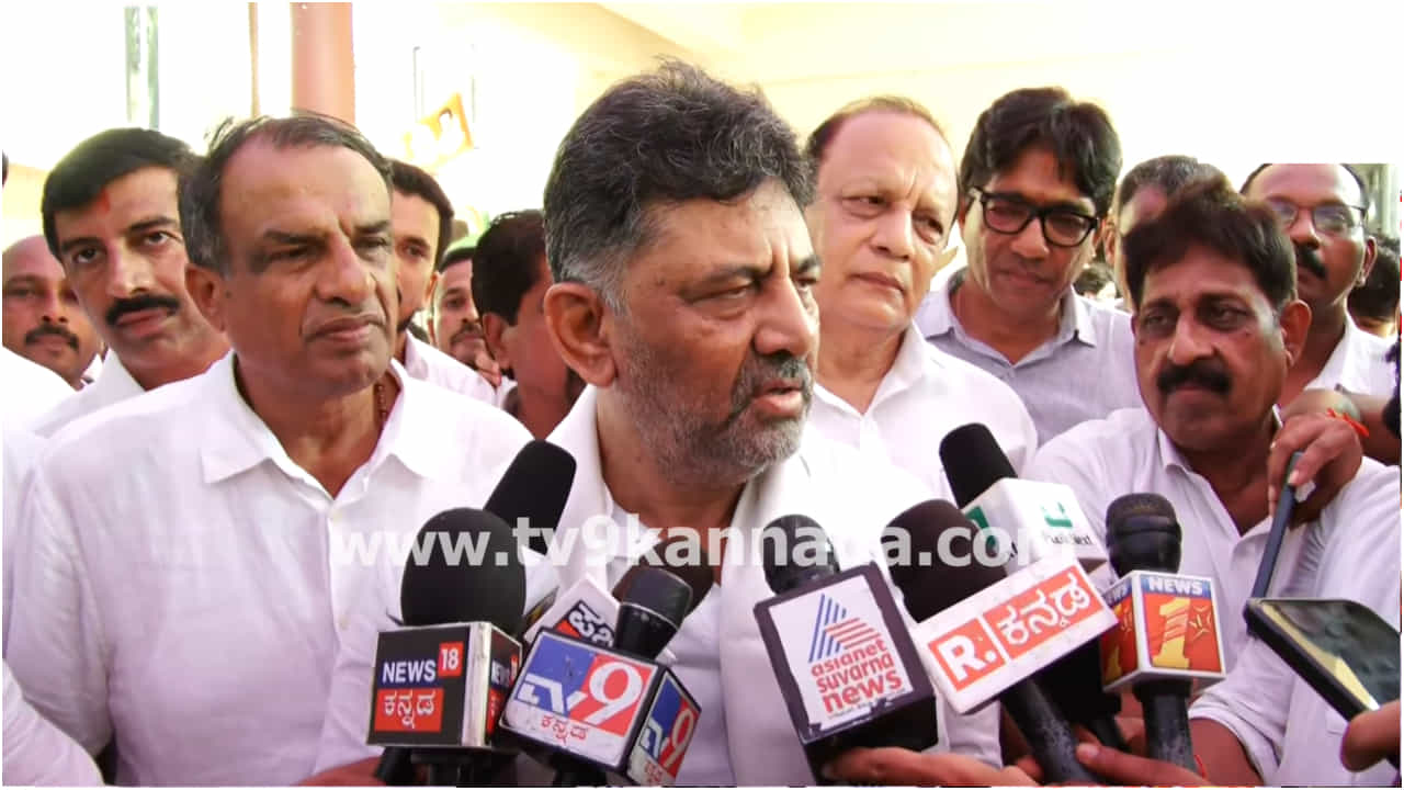ಚಿತ್ರರಂಗ ಸತ್ತು ಹೋಯ್ತು, ಊಟ ಇಲ್ಲ ಅಂತಾರೆ: ಮತ್ತೆ ಸಿನಿಮಾ ಮಂದಿ ಮೇಲೆ ಗುಡುಗಿದ ಡಿಕೆಶಿ