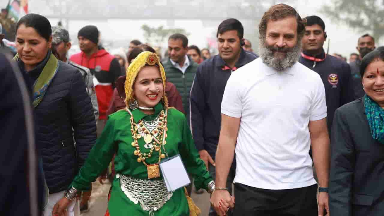 ಕೈಗಳಲ್ಲಿ ಮೆಹಂದಿ, ಕುತ್ತಿಗೆ ಸುತ್ತ ನೀಲಿ ಗುರುತು; ಸೂಟ್ಕೇಸ್ನಲ್ಲಿ ಕಾಂಗ್ರೆಸ್ ಕಾರ್ಯಕರ್ತೆಯ ಶವ ಪತ್ತೆ