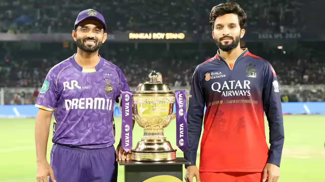 ಇಂಡಿಯನ್ ಪ್ರೀಮಿಯರ್ ಲೀಗ್ (IPL 2025) ಸೀಸನ್-18ರ ಮೊದಲ ಪಂದ್ಯದಲ್ಲಿ ಹಾಲಿ ಚಾಂಪಿಯನ್ ಕೊಲ್ಕತ್ತಾ ನೈಟ್ ರೈಡರ್ಸ್ ತಂಡವನ್ನು ಬಗ್ಗು ಬಡಿದು ರಾಯಲ್ ಚಾಲೆಂಜರ್ಸ್ ಬೆಂಗಳೂರು ತಂಡ ಶುಭಾರಂಭ ಮಾಡಿದೆ. ಕೊಲ್ಕತ್ತಾದ ಈಡನ್ ಗಾರ್ಡನ್ಸ್ ಮೈದಾನದಲ್ಲಿ ನಡೆದ ಈ ಪಂದ್ಯದಲ್ಲಿ ಟಾಸ್ ಗೆದ್ದ ಆರ್ಸಿಬಿ ತಂಡವು ಬೌಲಿಂಗ್ ಆಯ್ದುಕೊಂಡಿತು.