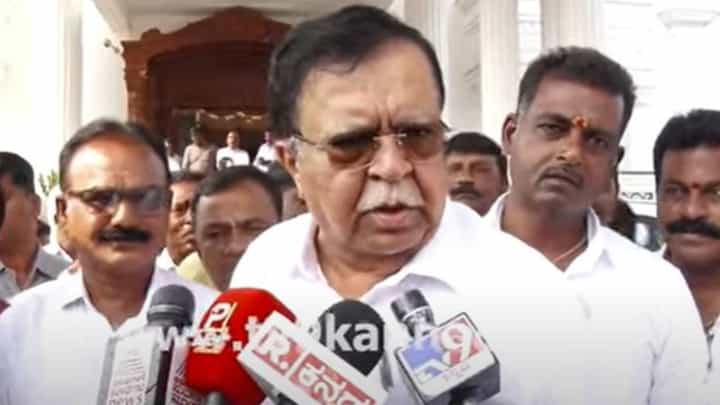 ಎಲ್ಲರಿಗಿಂತ ಮೊದಲು ಮುನಿರತ್ನನನ್ನು ಮಂಪರು ಪರೀಕ್ಷೆಗೊಳಪಡಿಸಬೇಕು: ಕೆ ಎನ್ ರಾಜಣ್ಣ ಎಲ್ಲರಿಗಿಂತ ಮೊದಲು ಮುನಿರತ್ನನನ್ನು ಮಂಪರು ಪರೀಕ್ಷೆಗೊಳಪಡಿಸಬೇಕು: ಕೆ ಎನ್ ರಾಜಣ್ಣ