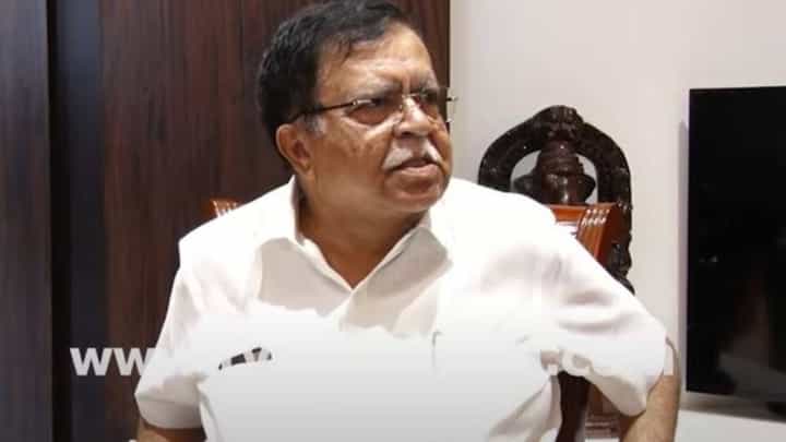 ಹನಿ ಟ್ರ್ಯಾಪ್ ಕೇಸ್: ದೂರು ಯಾಕೆ ನೀಡಿಲ್ಲವೆಂದು ಮುಖ್ಯಮಂತ್ರಿ ಕೇಳಿದ್ದಾರೆ, ಇವತ್ತು ನೀಡುತ್ತಿದ್ದೇನೆ: ಕೆಎನ್ ರಾಜಣ್ಣ ಹನಿ ಟ್ರ್ಯಾಪ್ ಕೇಸ್: ದೂರು ಯಾಕೆ ನೀಡಿಲ್ಲವೆಂದು ಮುಖ್ಯಮಂತ್ರಿ ಕೇಳಿದ್ದಾರೆ, ಇವತ್ತು ನೀಡುತ್ತಿದ್ದೇನೆ: ಕೆಎನ್ ರಾಜಣ್ಣ