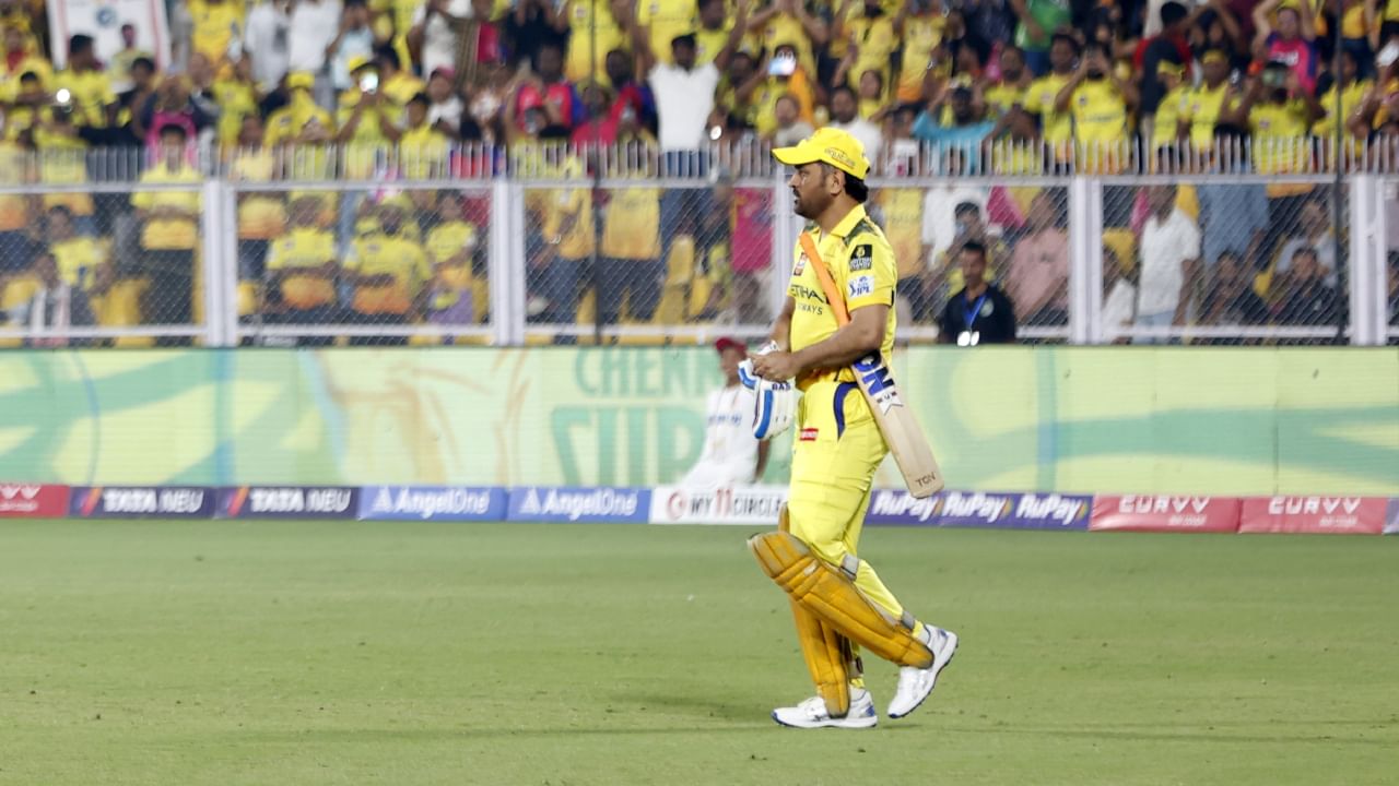 IPL 2025: ಧೋನಿ 9ನೇ ಕ್ರಮಾಂಕದಲ್ಲಿ ಬ್ಯಾಟಿಂಗ್ ಮಾಡುತ್ತಿರುವುದಕ್ಕೆ ಕಾರಣ ತಿಳಿಸಿದ ಸಿಎಸ್​ಕೆ ಕೋಚ್
