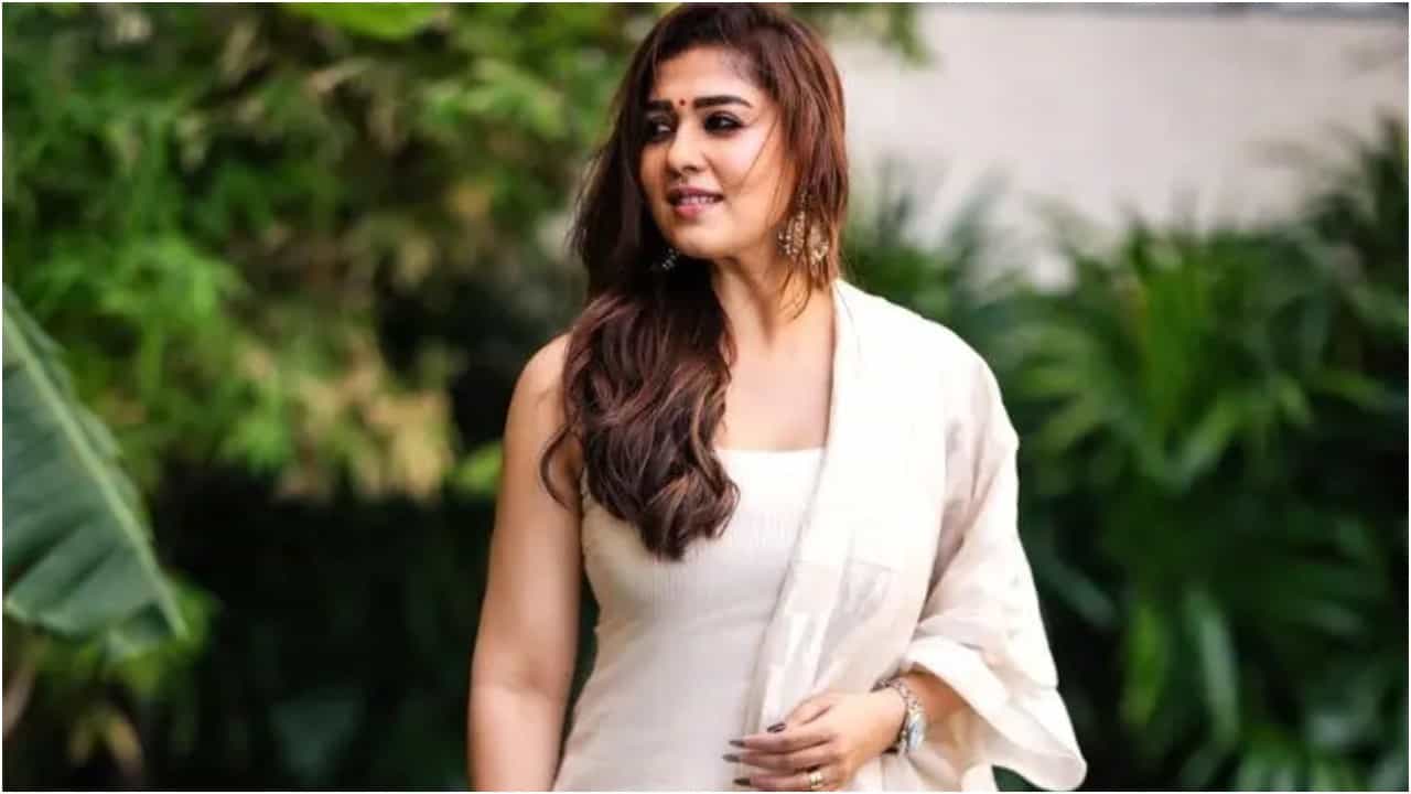 ನಯನತಾರಾಗೆ ದುಬಾರಿ ಆದ 3 ಸೆಕೆಂಡ್ ವಿಡಿಯೋ; ಕೋಟಿ ರೂಪಾಯಿ ಪರಿಹಾರಕ್ಕೆ ಆಗ್ರಹ ನಯನತಾರಾಗೆ ದುಬಾರಿ ಆದ 3 ಸೆಕೆಂಡ್ ವಿಡಿಯೋ; ಕೋಟಿ ರೂಪಾಯಿ ಪರಿಹಾರಕ್ಕೆ ಆಗ್ರಹ